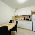 Horizon 18 'б' *